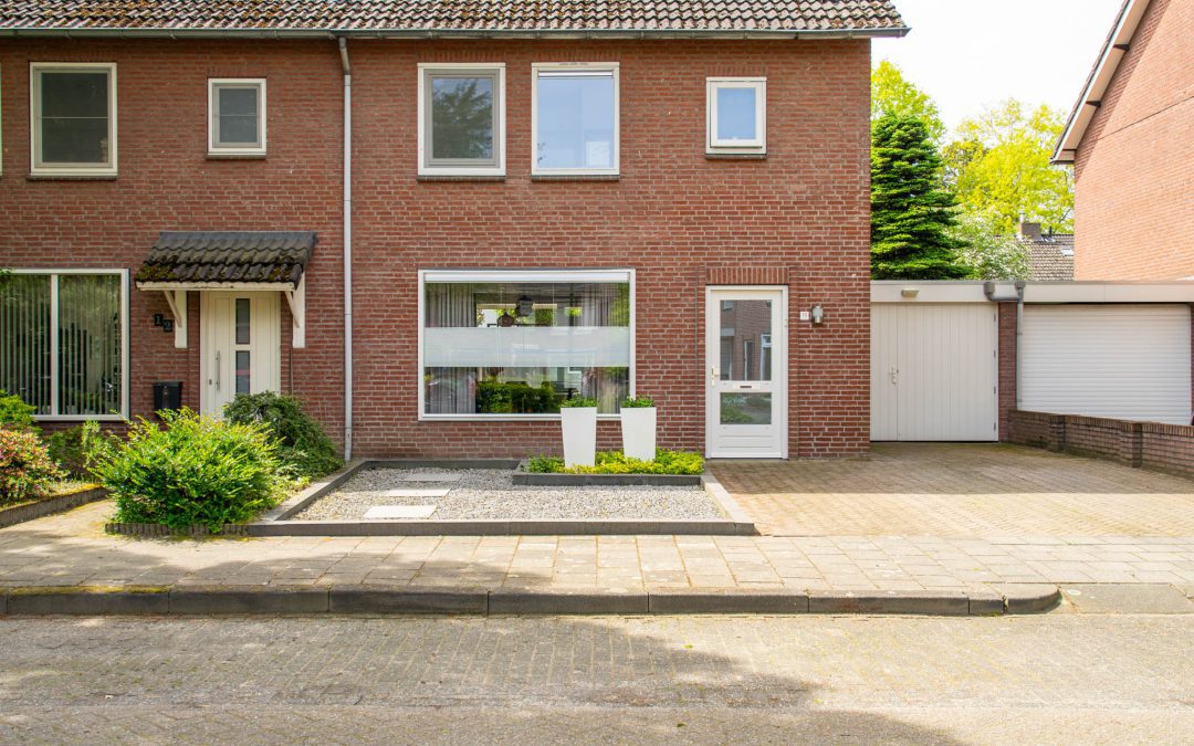 Wilgenroosstraat 10, Bakel