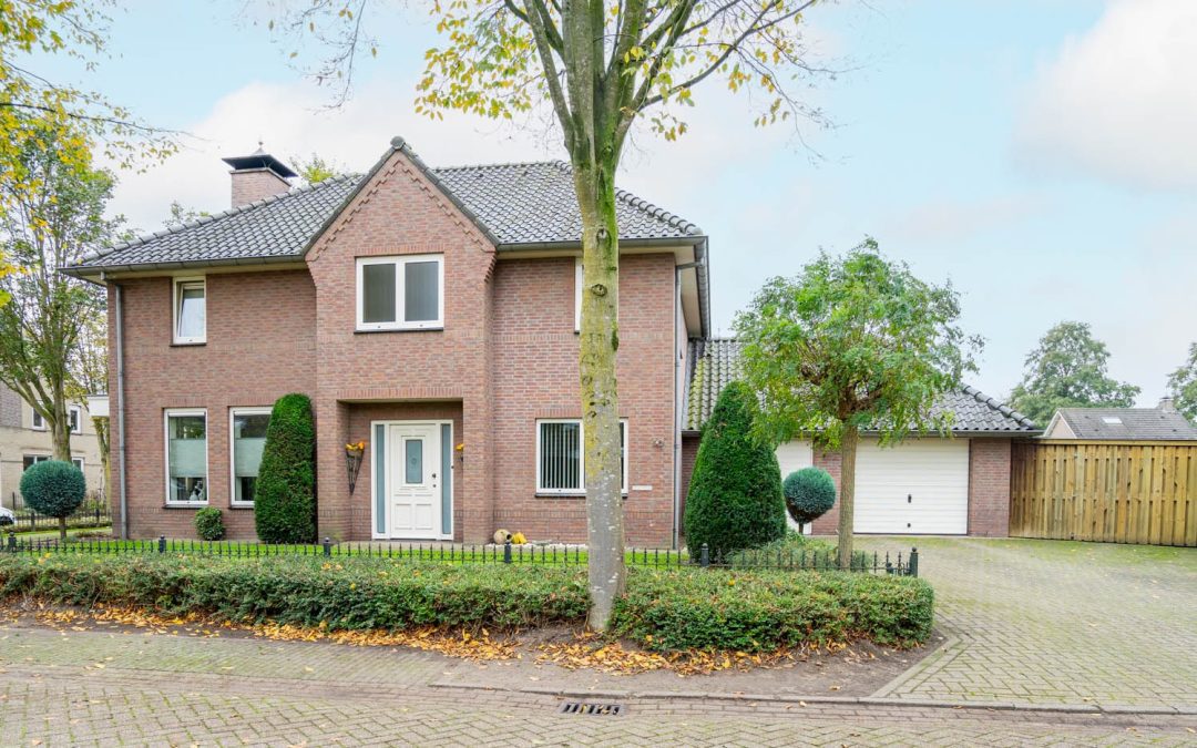 Boterbloemstraat 10, Bakel