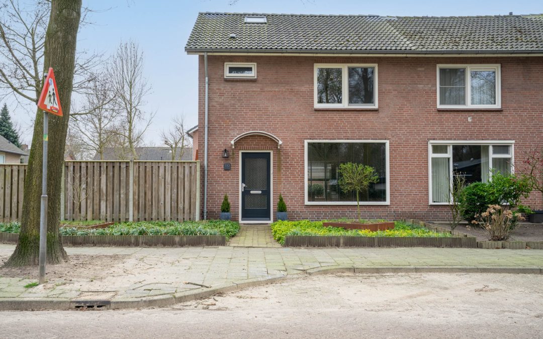 Randwijk 10, Bakel