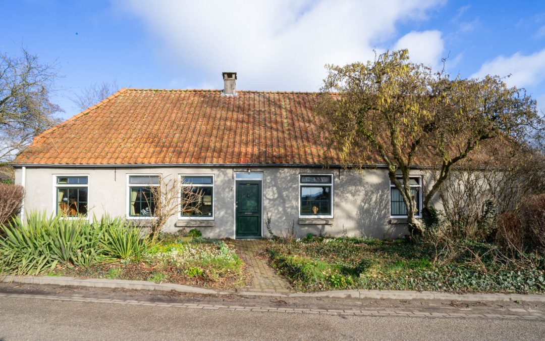 Ravensgat 7, Bakel